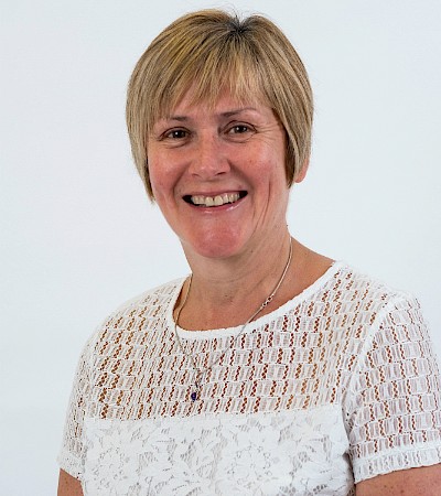 Jeanette Lowe - Manager